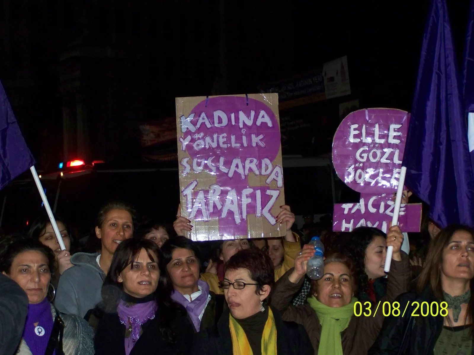 2008_Feminist_gece_yuruyusu-40