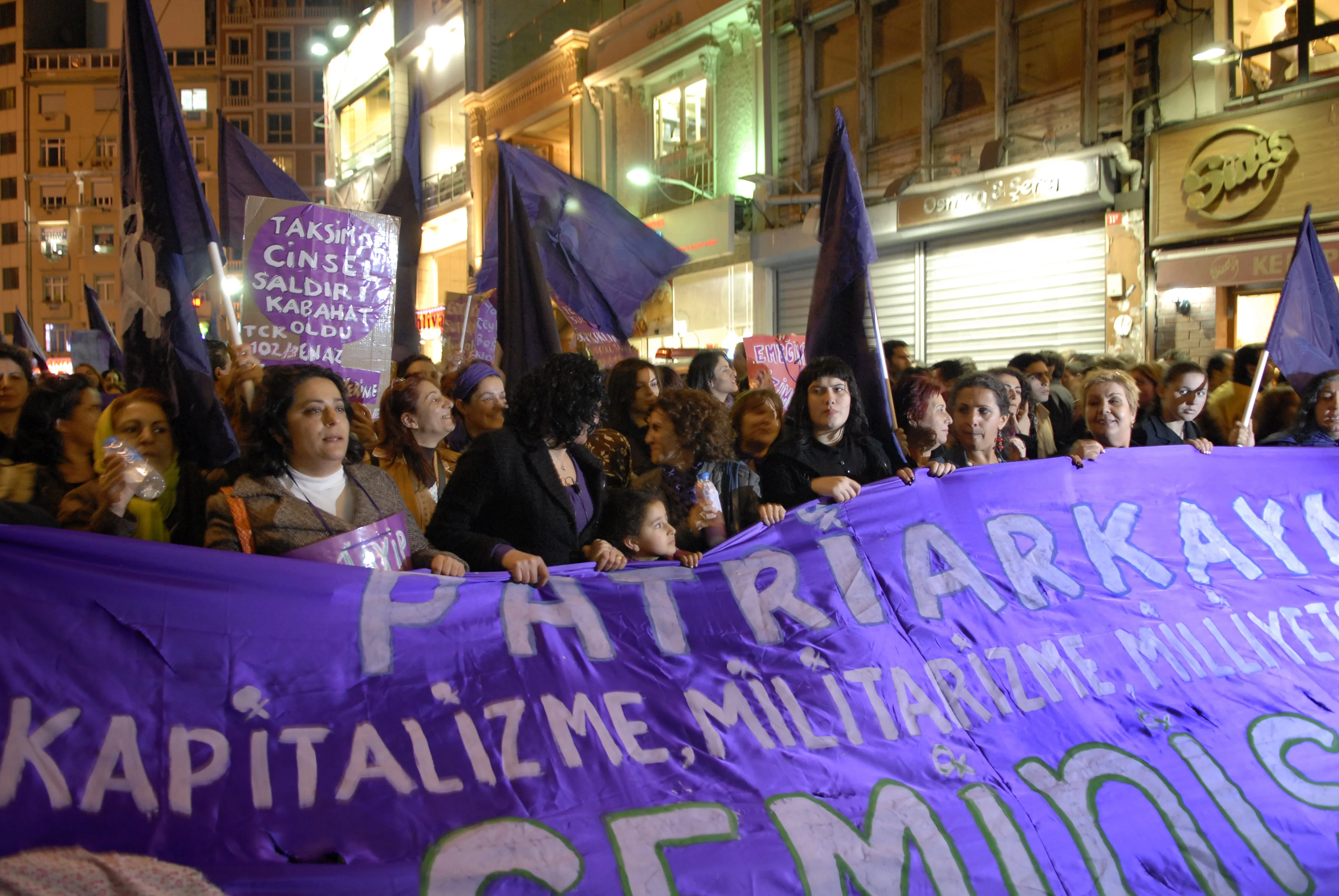 2008_Feminist_gece_yuruyusu-64