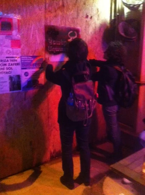 2015_FGY_taksim_eylem_oncesi_yazilama-536