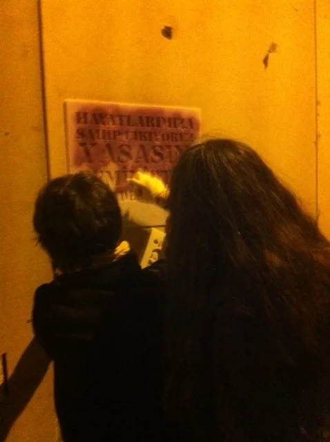 2015_FGY_taksim_eylem_oncesi_yazilama-544