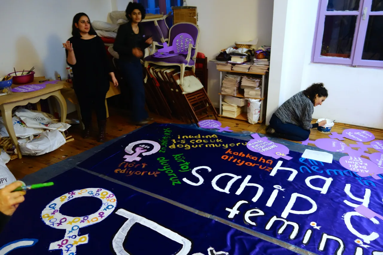 2015_FGY_mekanda_pankart_yazimi-500