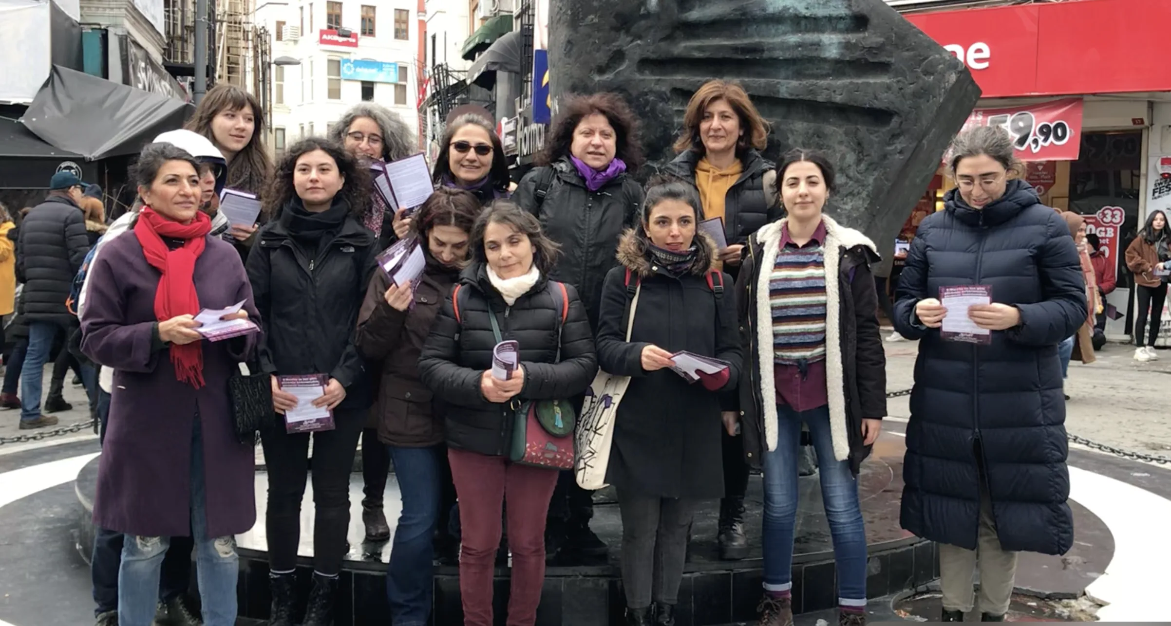 2020_feminist_gece_yuruyusu_bildiri_dagitimi