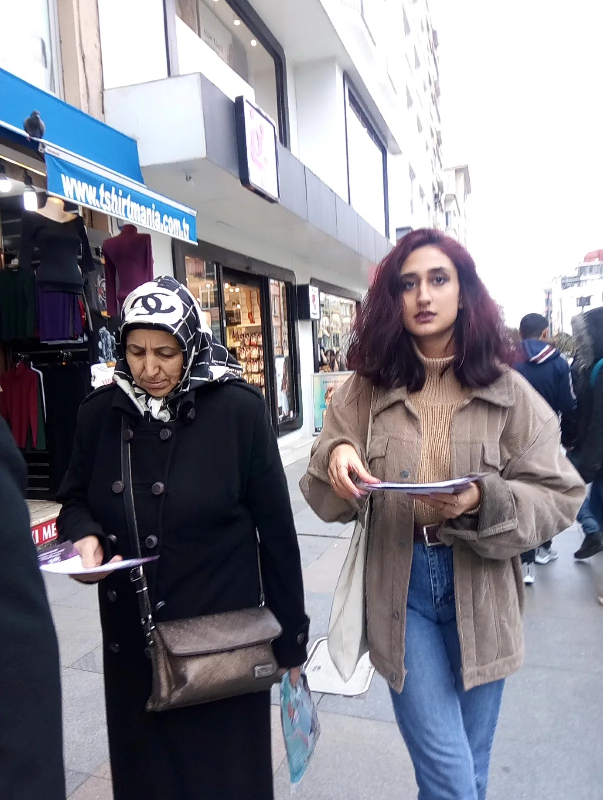 2020_feminist_gece_yuruyusu_bildiri_dagitimi_3