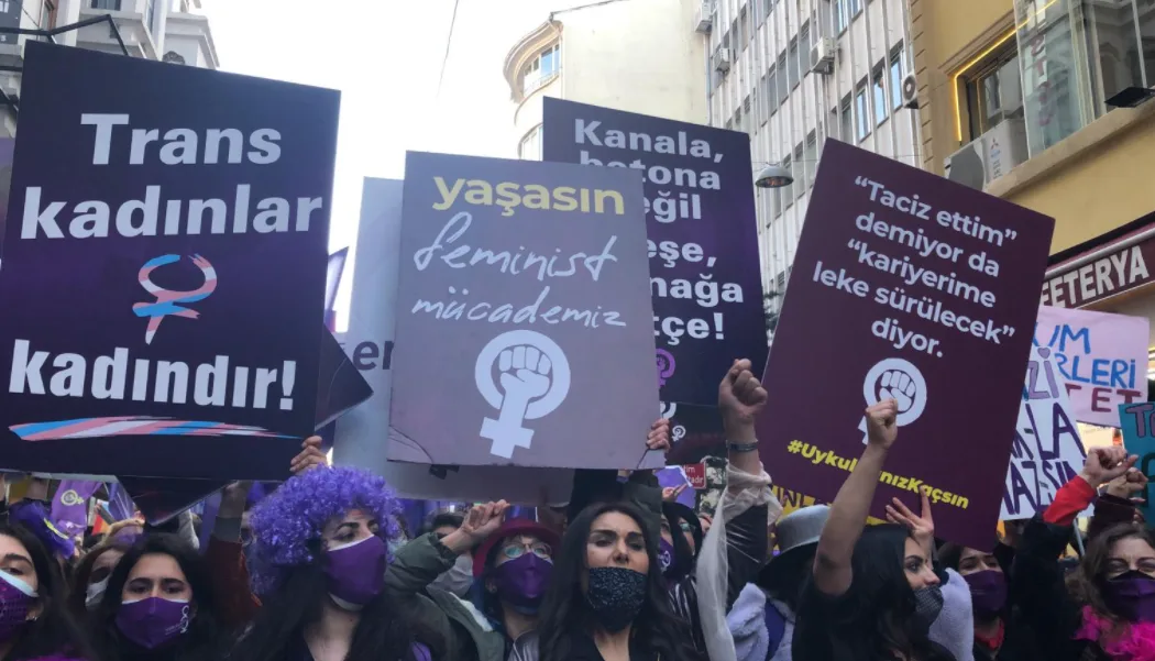 Feminist Gece Yuruyusu