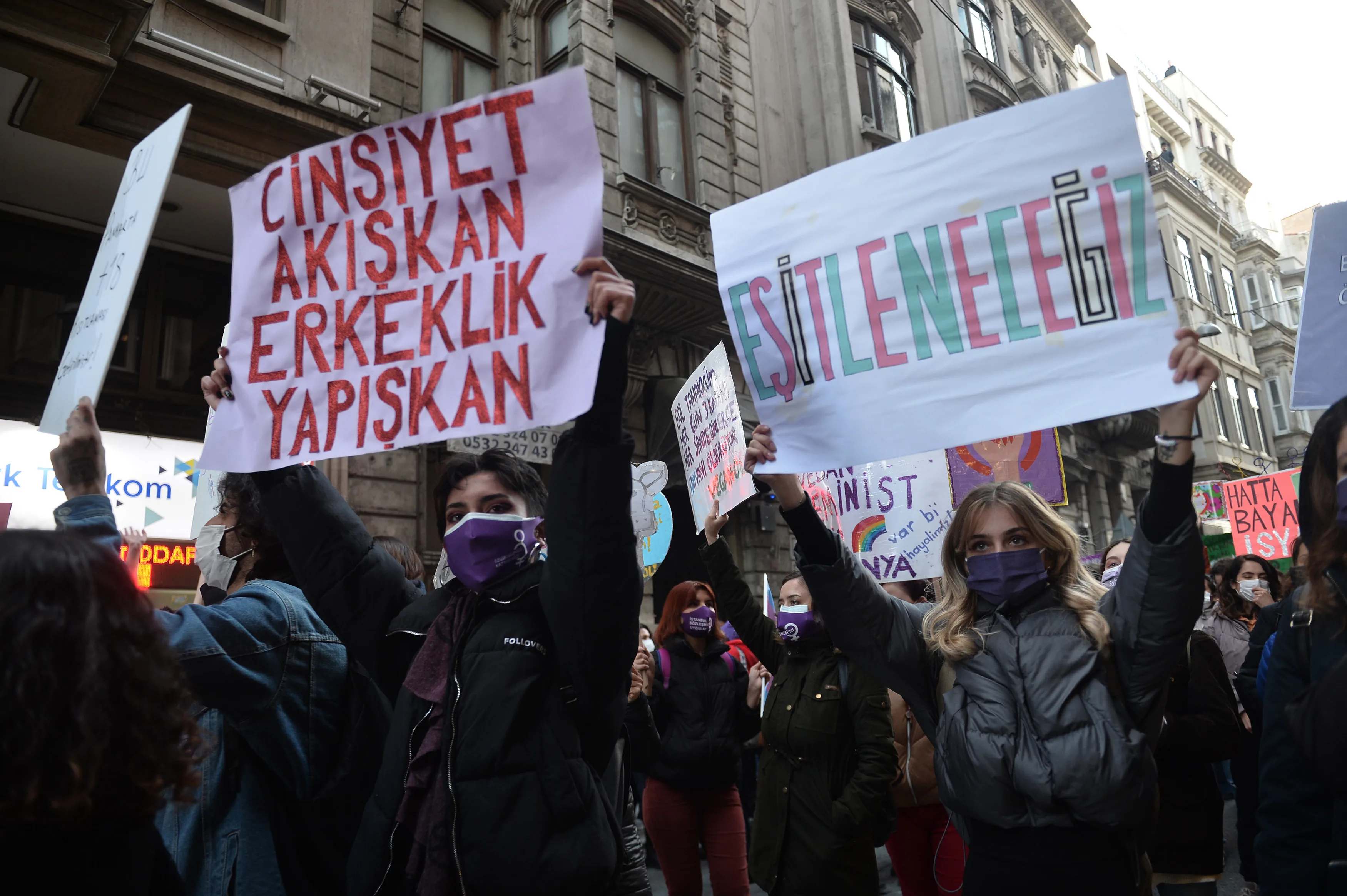 Feminist Gece Yuruyusu