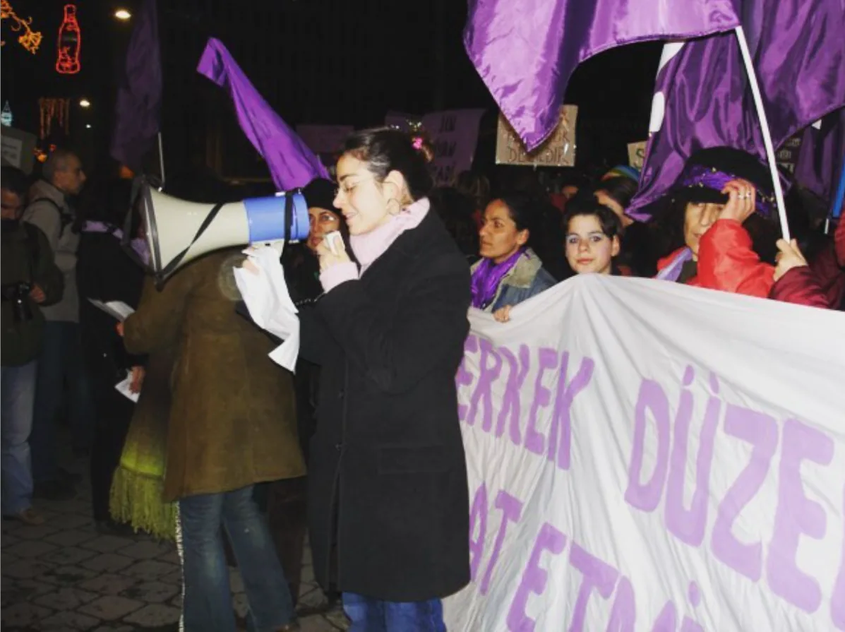 8 Mart Feminist Gece Yürüyüşü / 2005 / Foto: Nilgün Yurdalan