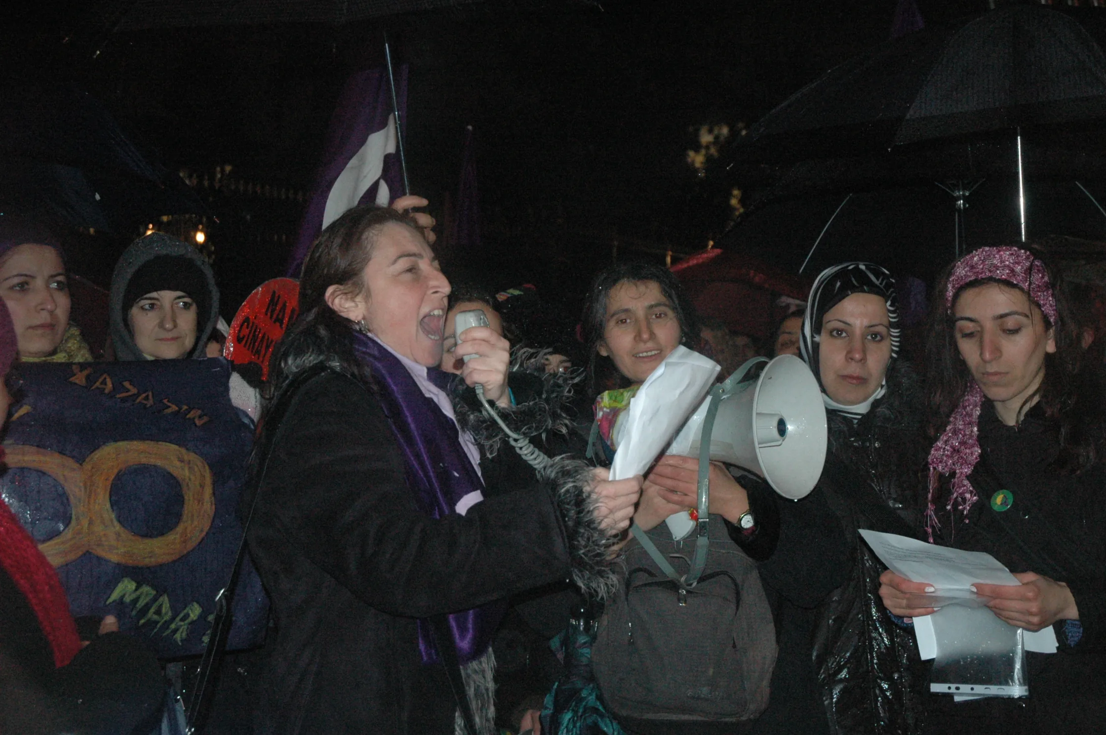 8 Mart Feminist Gece Yürüyüşü / 2006 / Foto: Funda Ekin