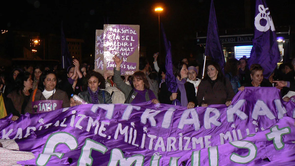 8 Mart Feminist Gece Yürüyüşü / 2008 / Foto: Nilgün Yurdalan