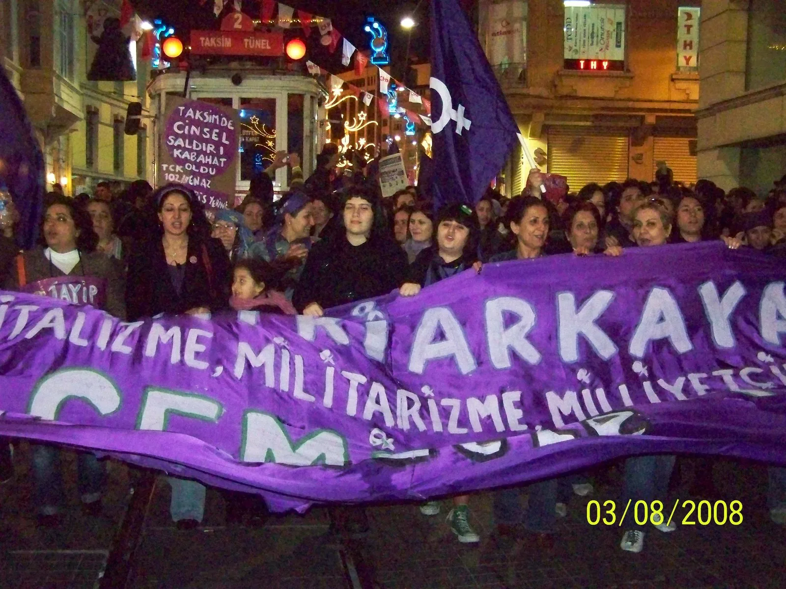 8 Mart Feminist Gece Yürüyüşü / 2008 / Foto: Bahar Çelik