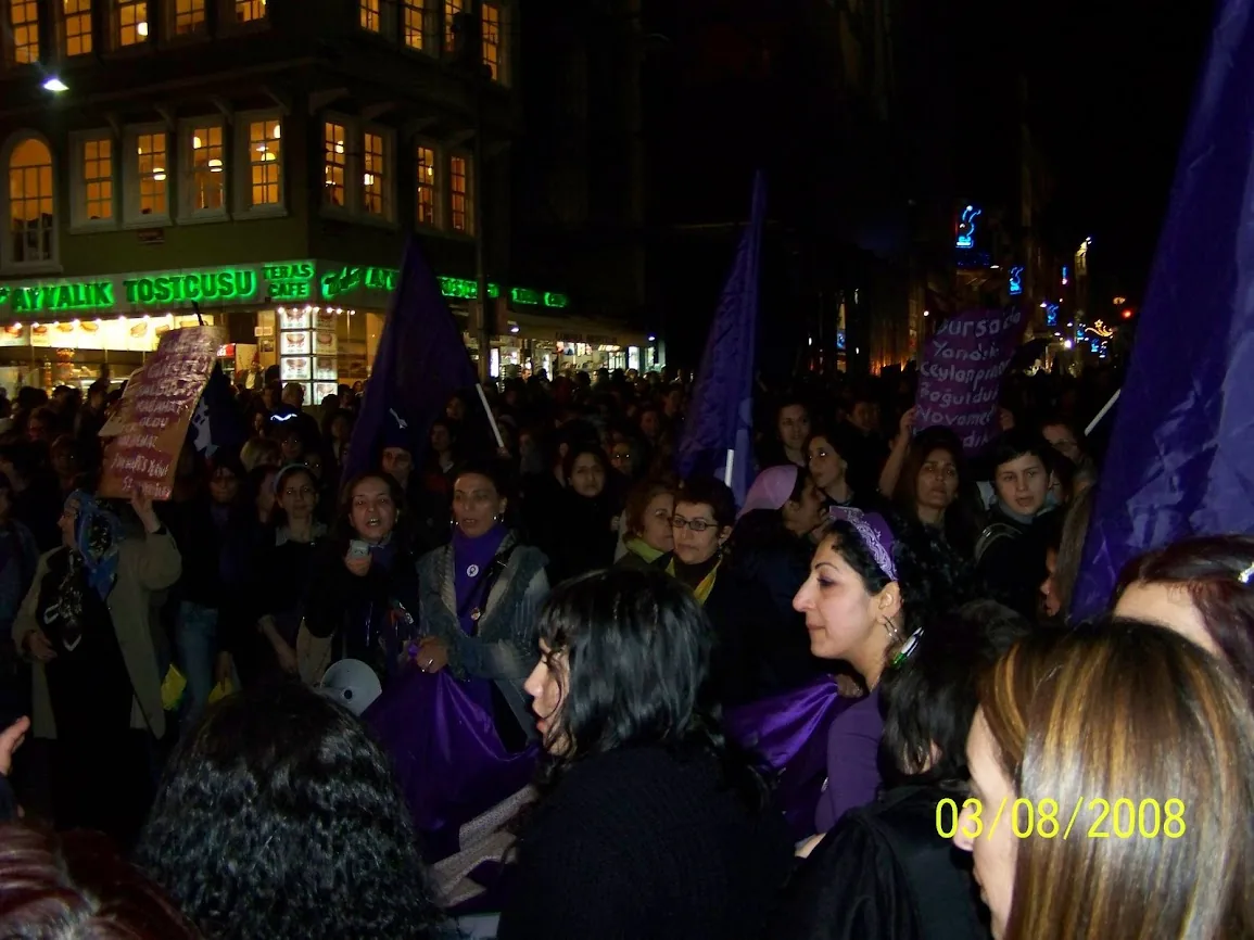 8 Mart Feminist Gece Yürüyüşü / 2008 / Foto: Bahar Çelik