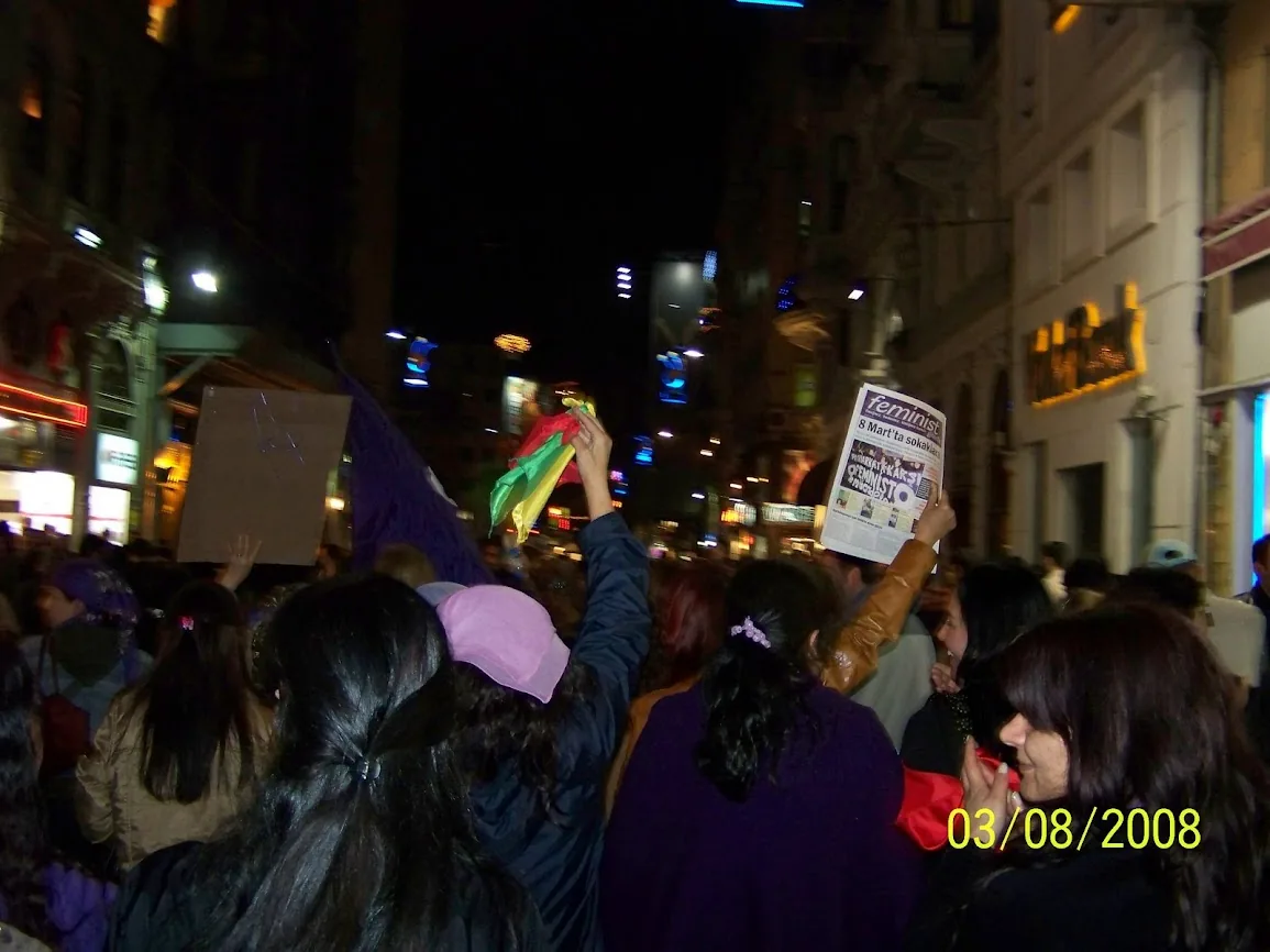 8 Mart Feminist Gece Yürüyüşü / 2008 / Foto: Bahar Çelik