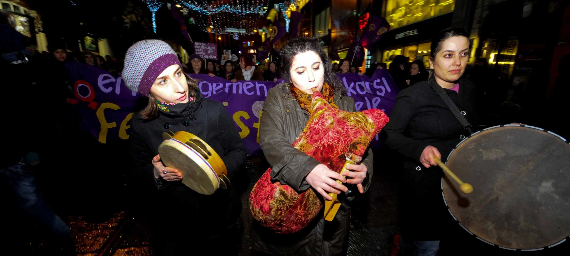 8 Mart Feminist Gece Yürüyüşü / 2010 / Foto Akbaba