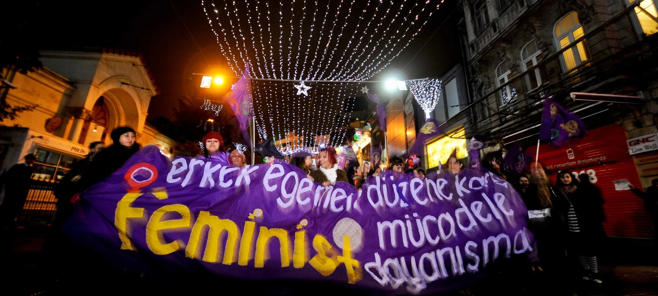 8 Mart Feminist Gece Yürüyüşü / 2010 / Foto Akbaba
