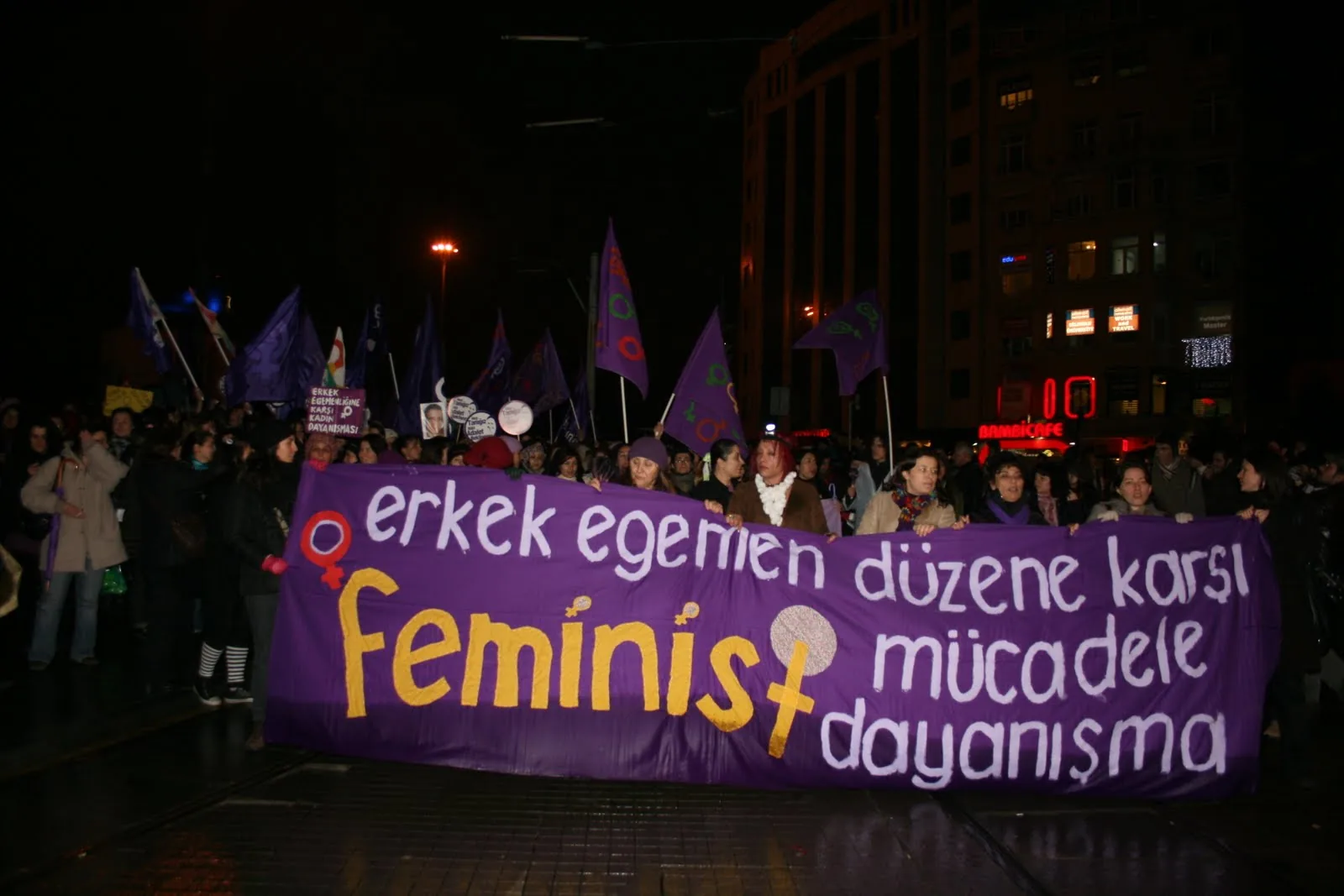 8 Mart Feminist Gece Yürüyüşü / 2010 / Foto: Özlem Kaya