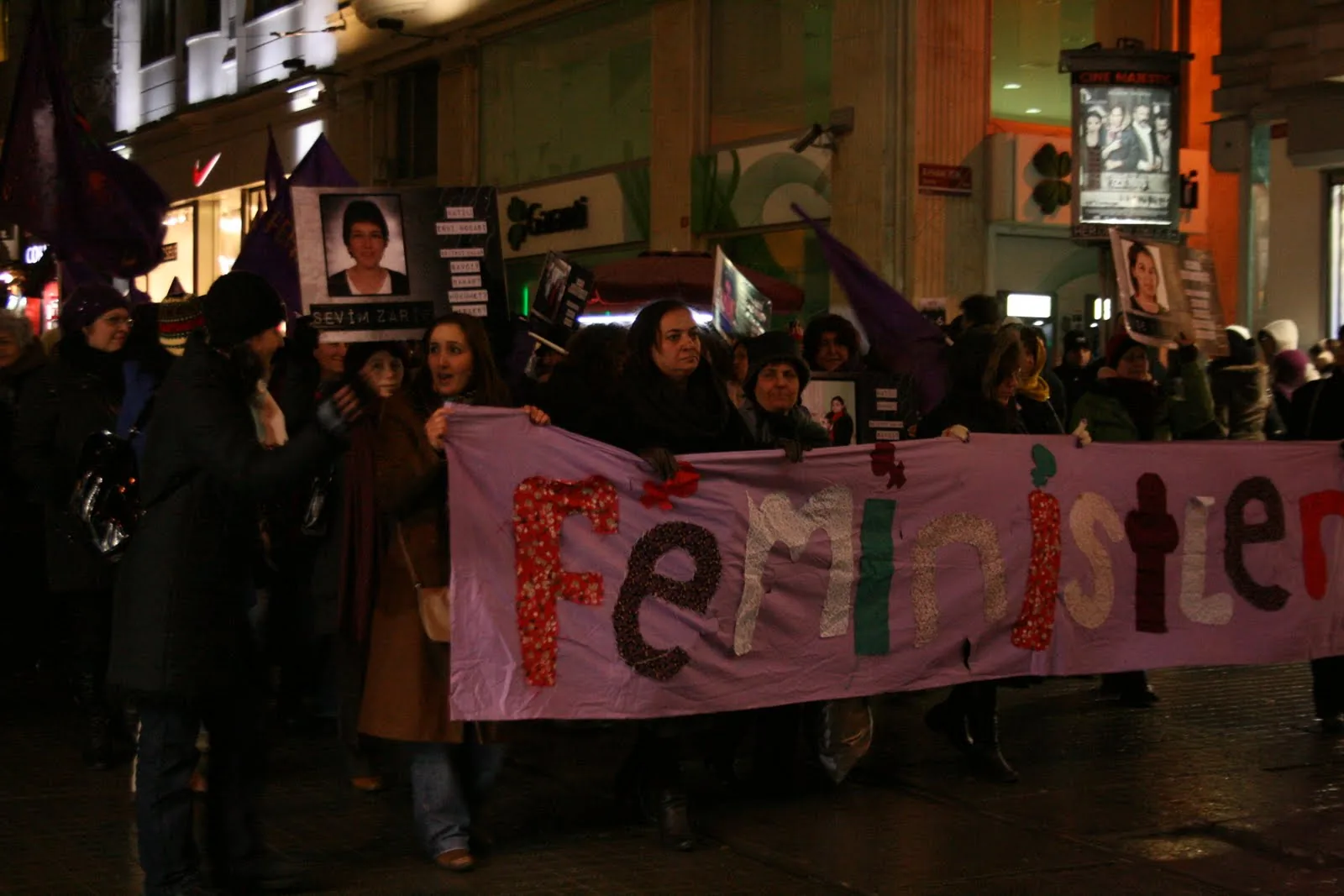 8 Mart Feminist Gece Yürüyüşü / 2011 / Foto: Özlem Kaya