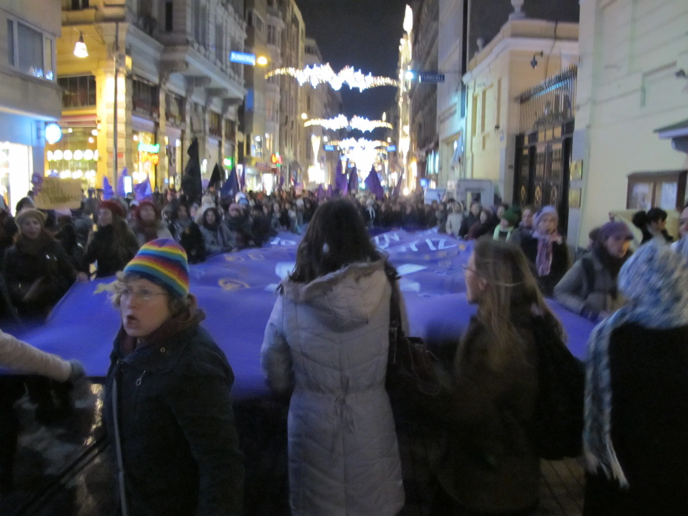 8 Mart Feminist Gece Yürüyüşü / 2011 / Foto: KİH-YÇ arşivi