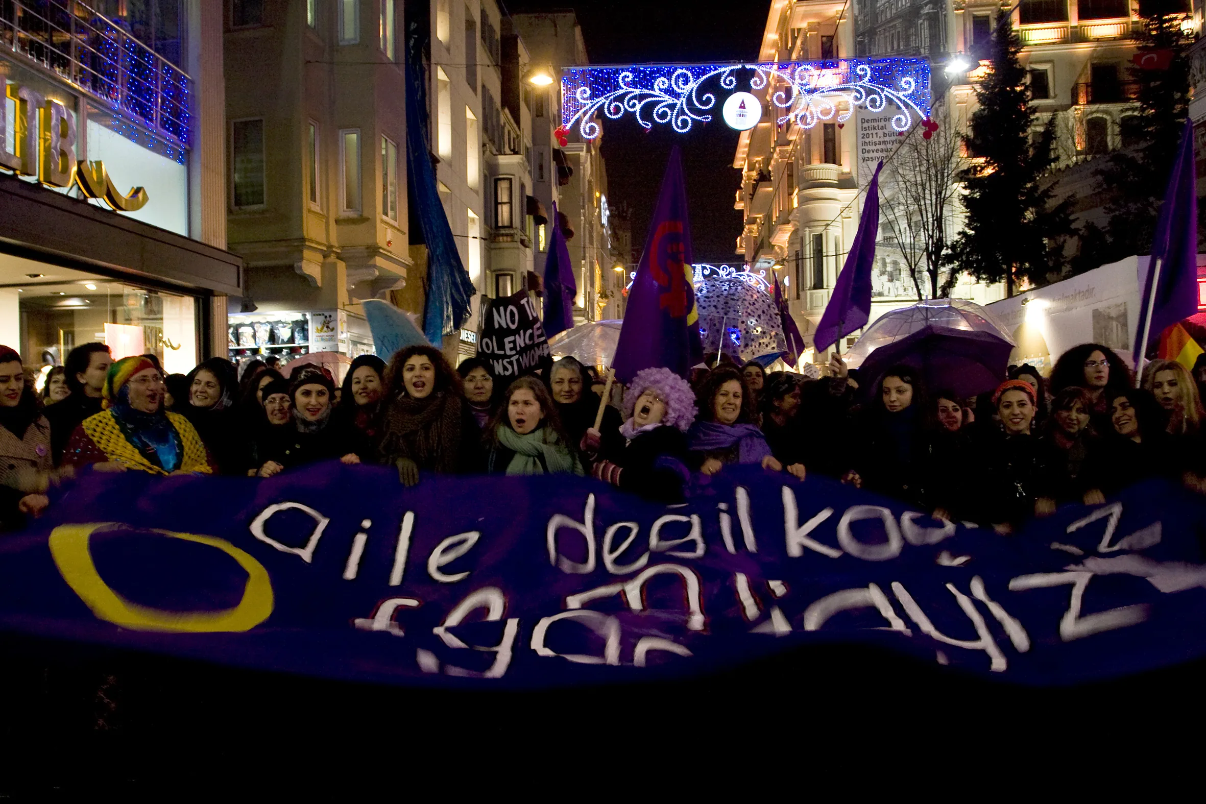 8 Mart Feminist Gece Yürüyüşü / 2012 / Foto: Gülşin Ketenci