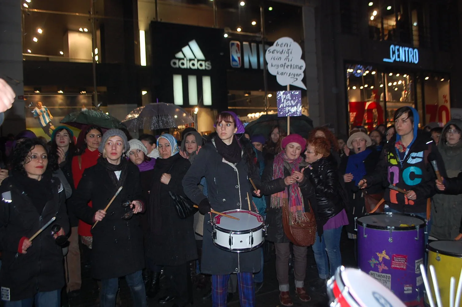 8 Mart Feminist Gece Yürüyüşü / 2012 / Foto: Bilinmiyor