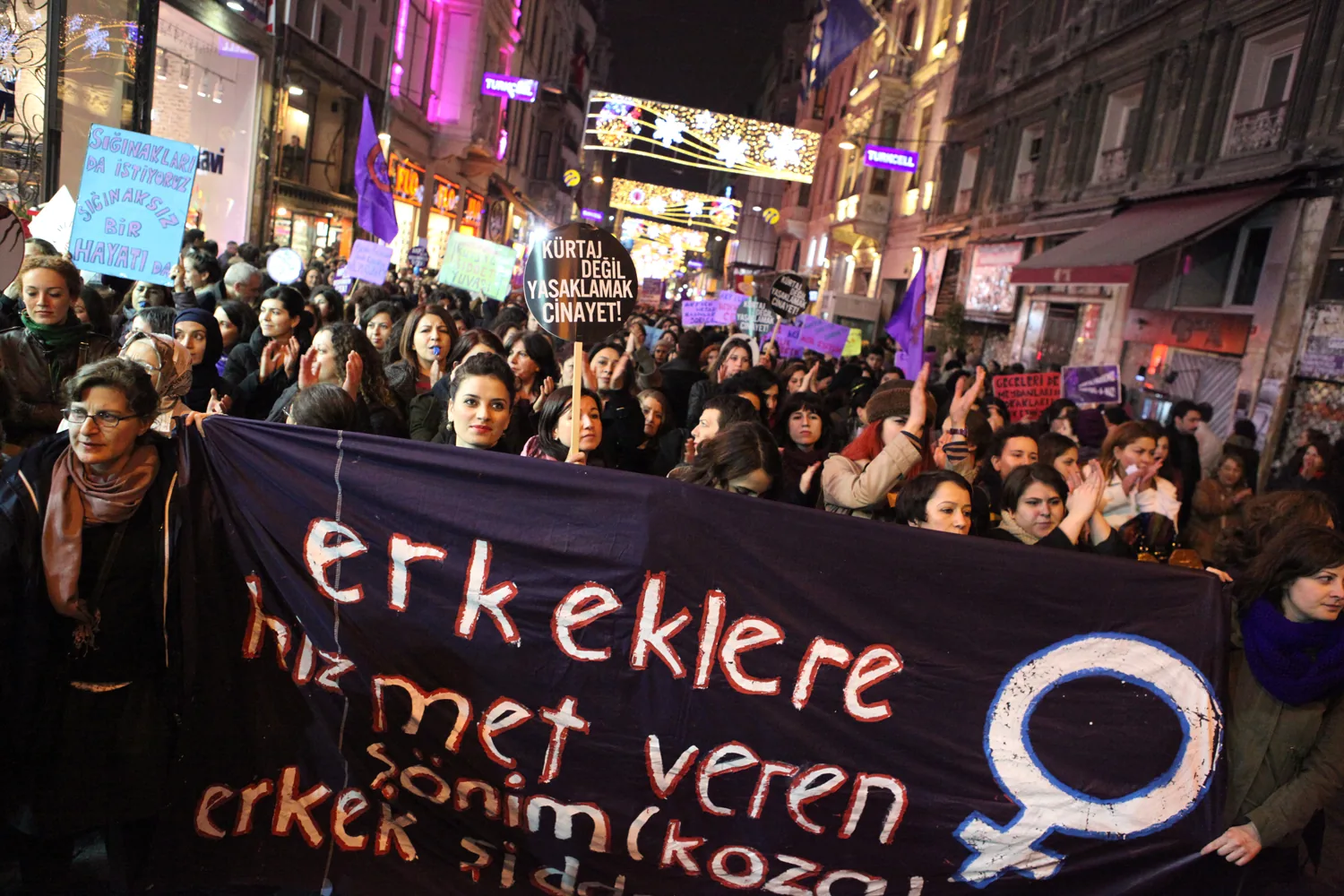8 Mart Feminist Gece Yürüyüşü / 2013 / Foto: Balca Ergüder