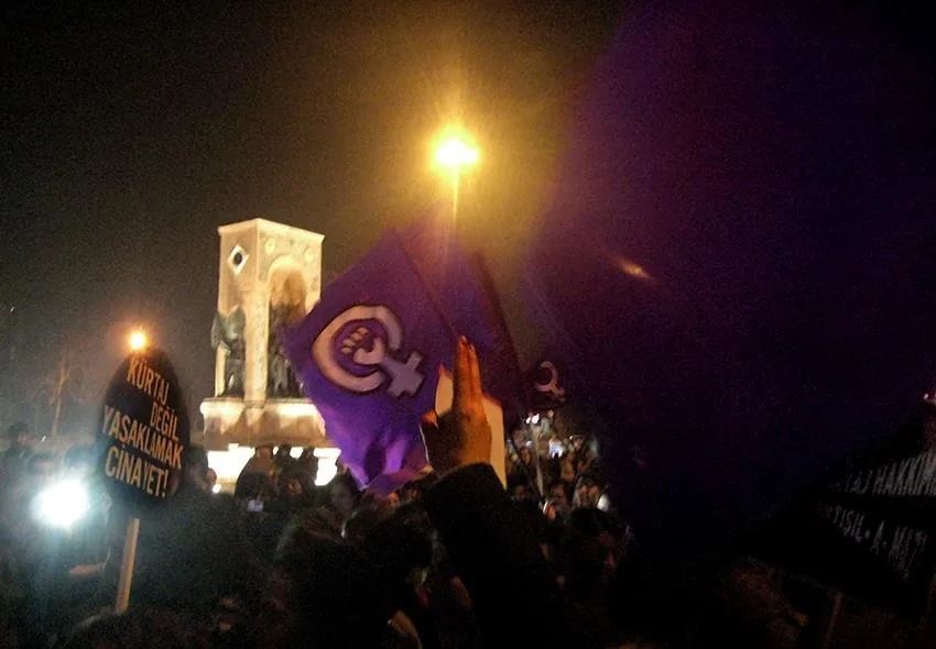 8 Mart Feminist Gece Yürüyüşü / 2013 / Foto: Sevilay Namlı