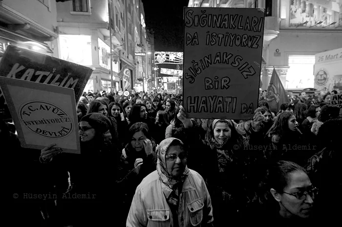 8 Mart Feminist Gece Yürüyüşü / 2013 / Foto: Hüseyin Aldemir