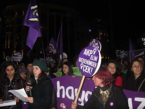 8 Mart Feminist Gece Yürüyüşü / 2013 / Foto: Bilinmiyor