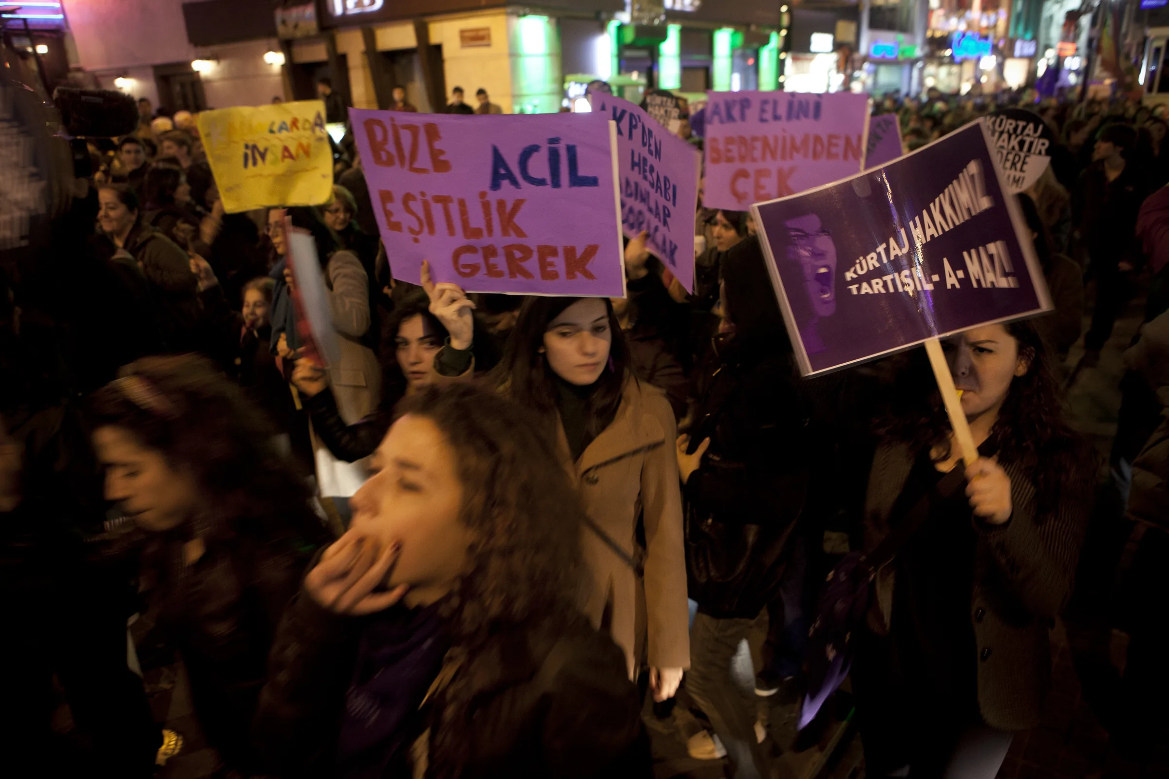 8 Mart Feminist Gece Yürüyüşü / 2013 / Foto: Bilinmiyor