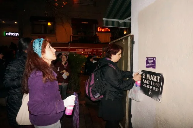 5 Mart 2014, Kadıköy / Eylem öncesi stencil / Yoğurtçu Kadın Forumu