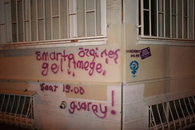 5 Mart 2014, Kadıköy / Eylem öncesi stencil / Yoğurtçu Kadın Forumu