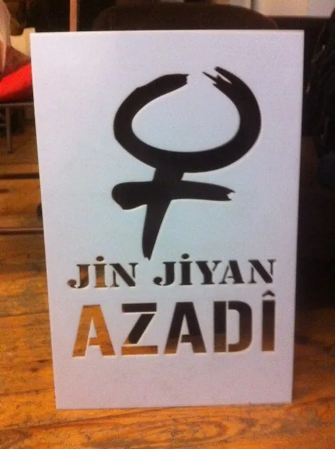 Taksim / eylem öncesi yazılama / 2015 / Foto: Bilinmiyor