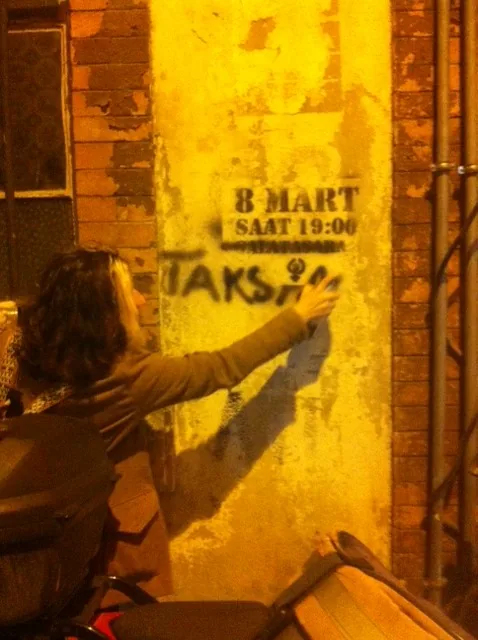 Taksim / eylem öncesi yazılama / 2015 / Foto: Bilinmiyor