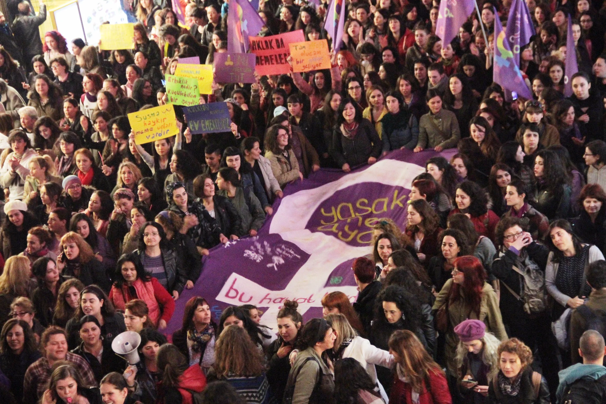 8 Mart Feminist Gece Yürüyüşü / 2016 / Foto: Zeynep Kuray