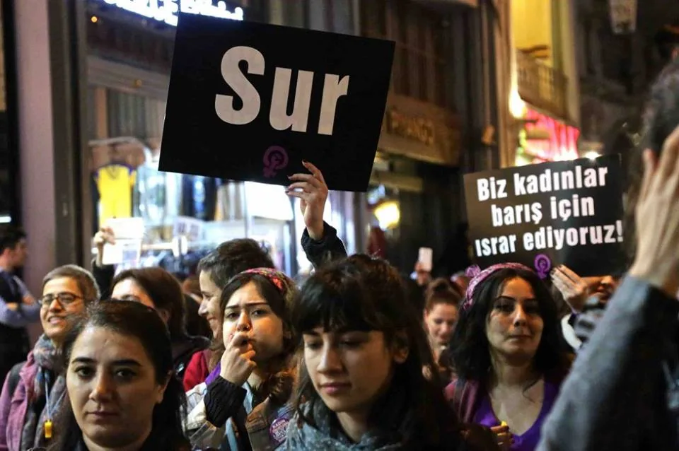 8 Mart Feminist Gece Yürüyüşü / 2016 / Foto: Nejla Osseiran