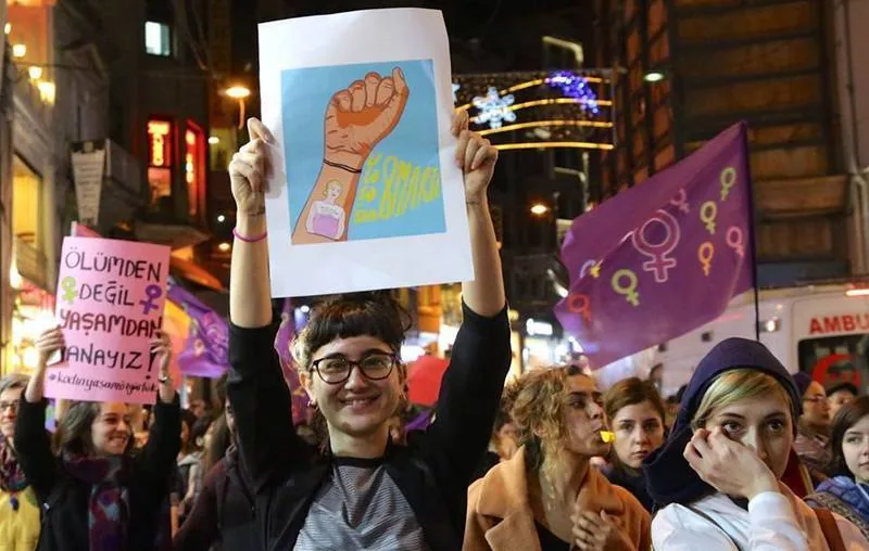 8 Mart Feminist Gece Yürüyüşü / 2016 / Foto: Nejla Osseiran