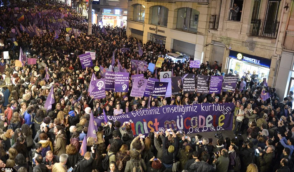 8 Mart Feminist Gece Yürüyüşü / 2016 / Foto: EPA Arşivi