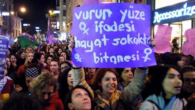 8 Mart Feminist Gece Yürüyüşü / 2016 / Foto: Onedio Arşivi