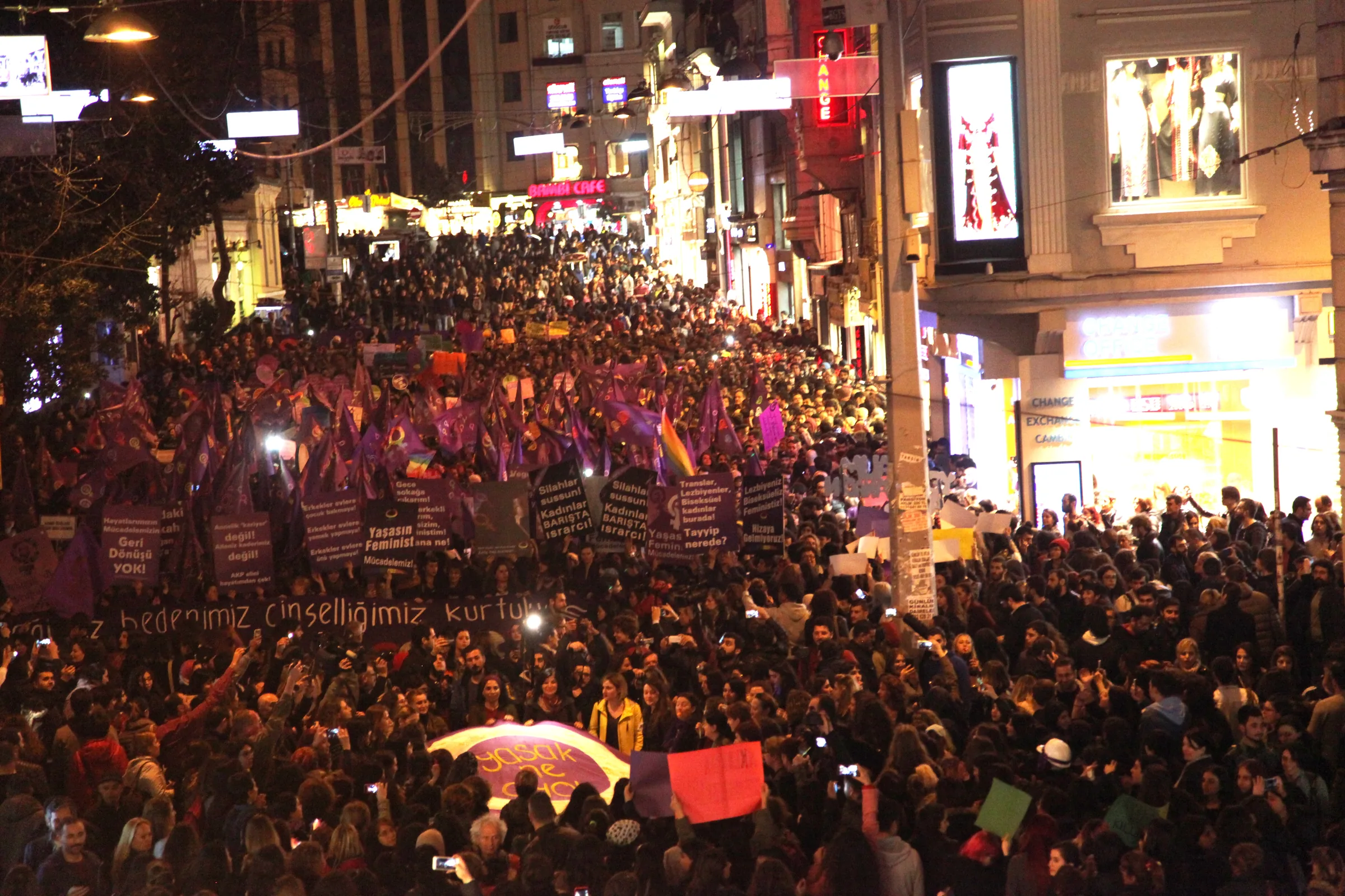 8 Mart Feminist Gece Yürüyüşü / 2016 / Foto: Bilinmiyor