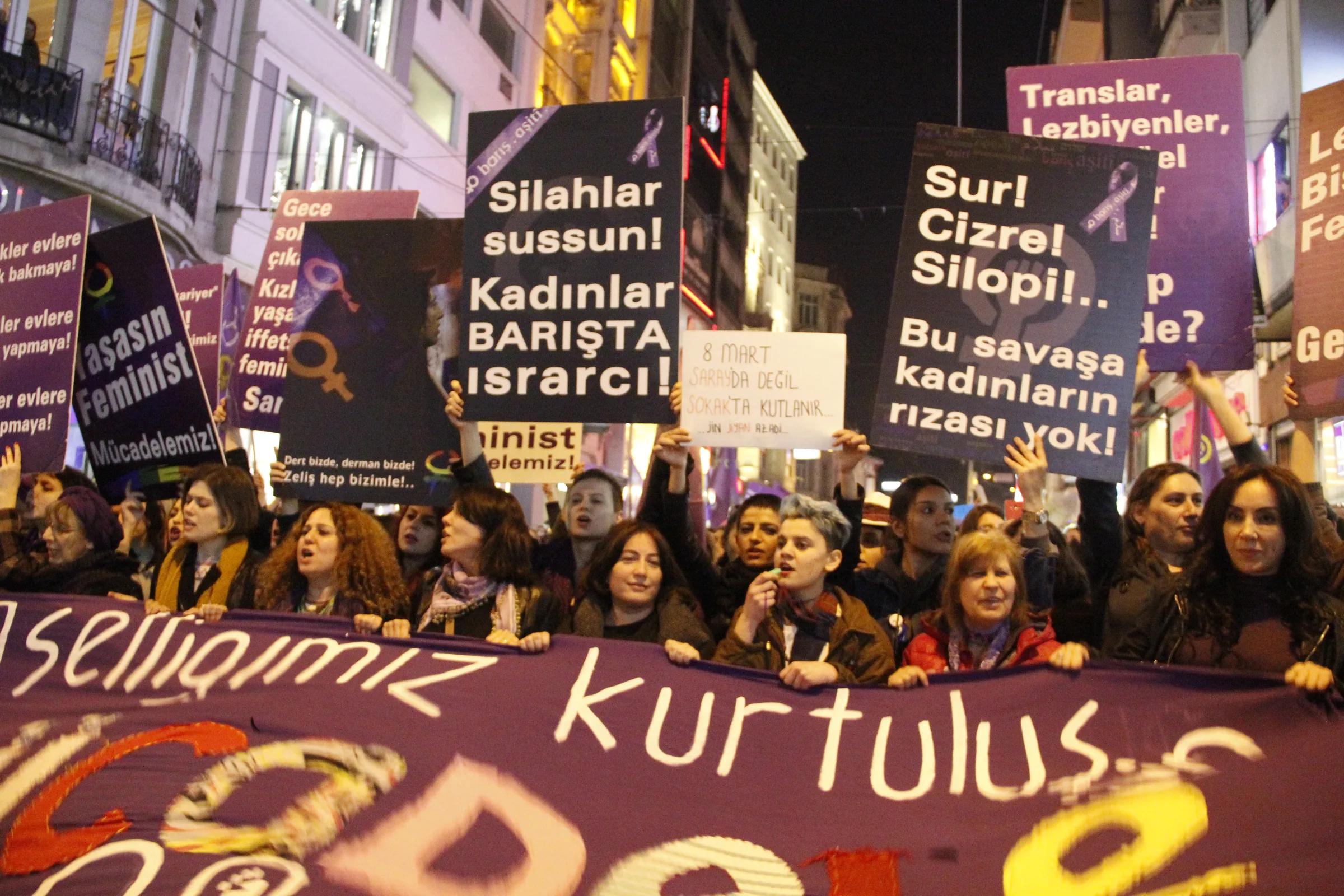 8 Mart Feminist Gece Yürüyüşü / 2016 / Foto: Bilinmiyor