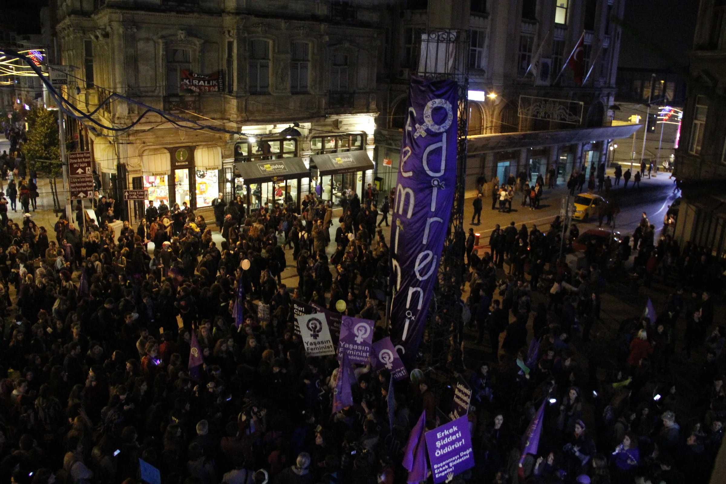 8 Mart Feminist Gece Yürüyüşü / 2016 / Foto: Bilinmiyor