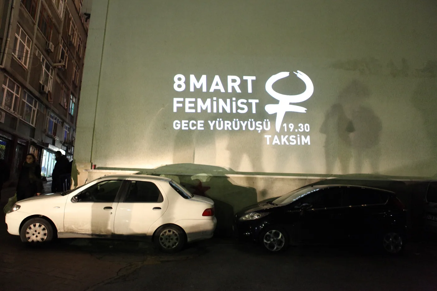 8 Mart Feminist Gece Yürüyüşü / 2018 / Duvar yansıtma