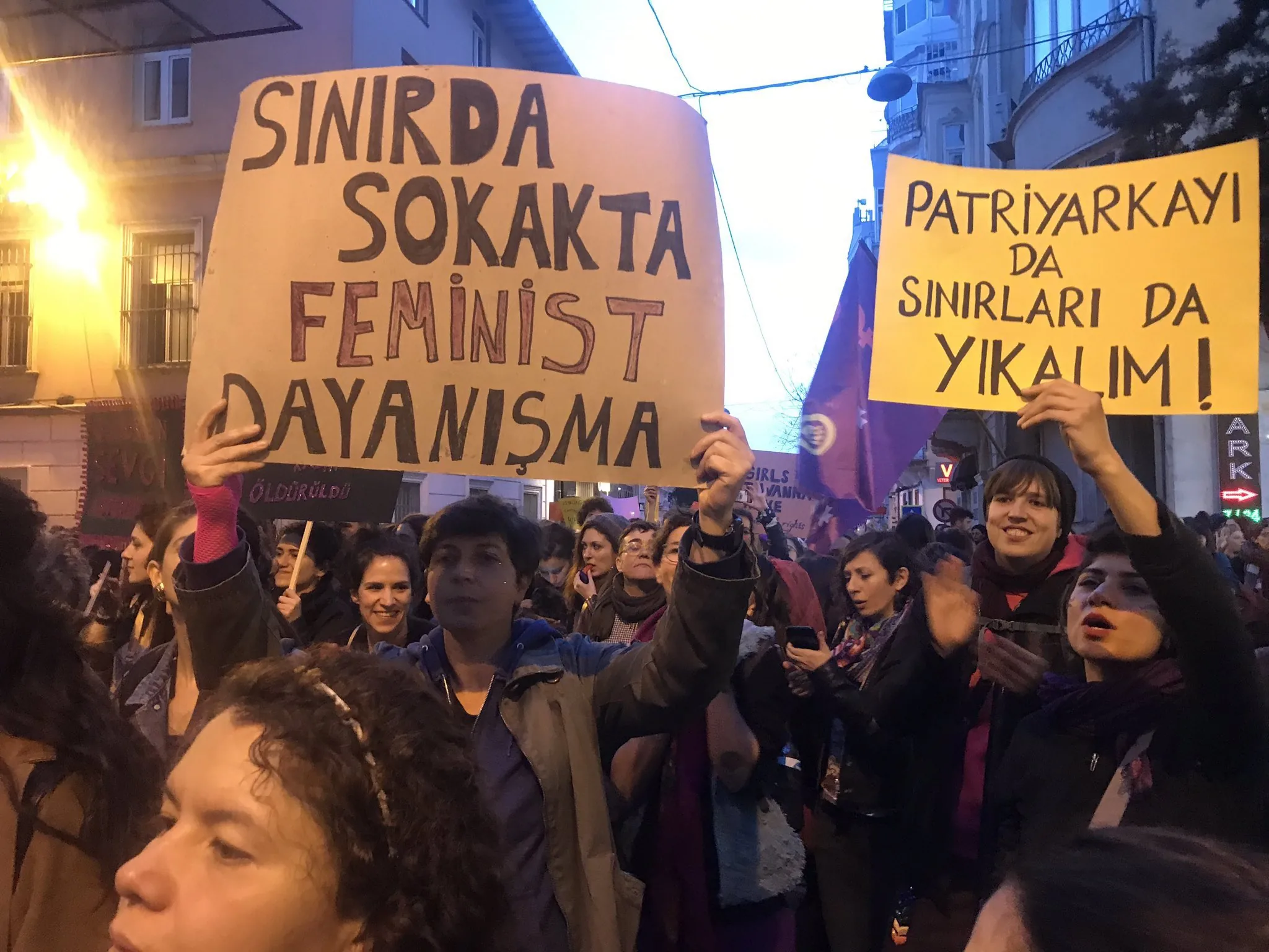 8 Mart Feminist Gece Yürüyüşü