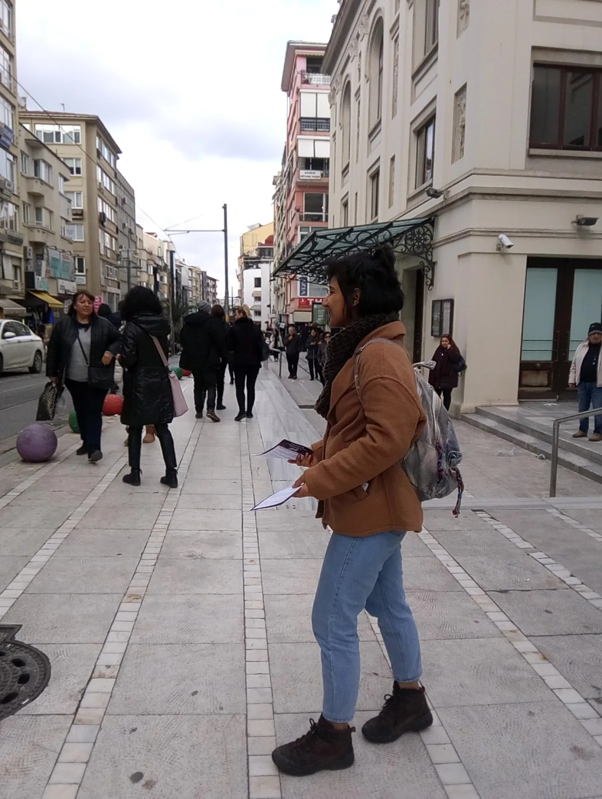 8 Mart Feminist Gece Yürüyüşü / 2020 / Bildiri dağıtımı