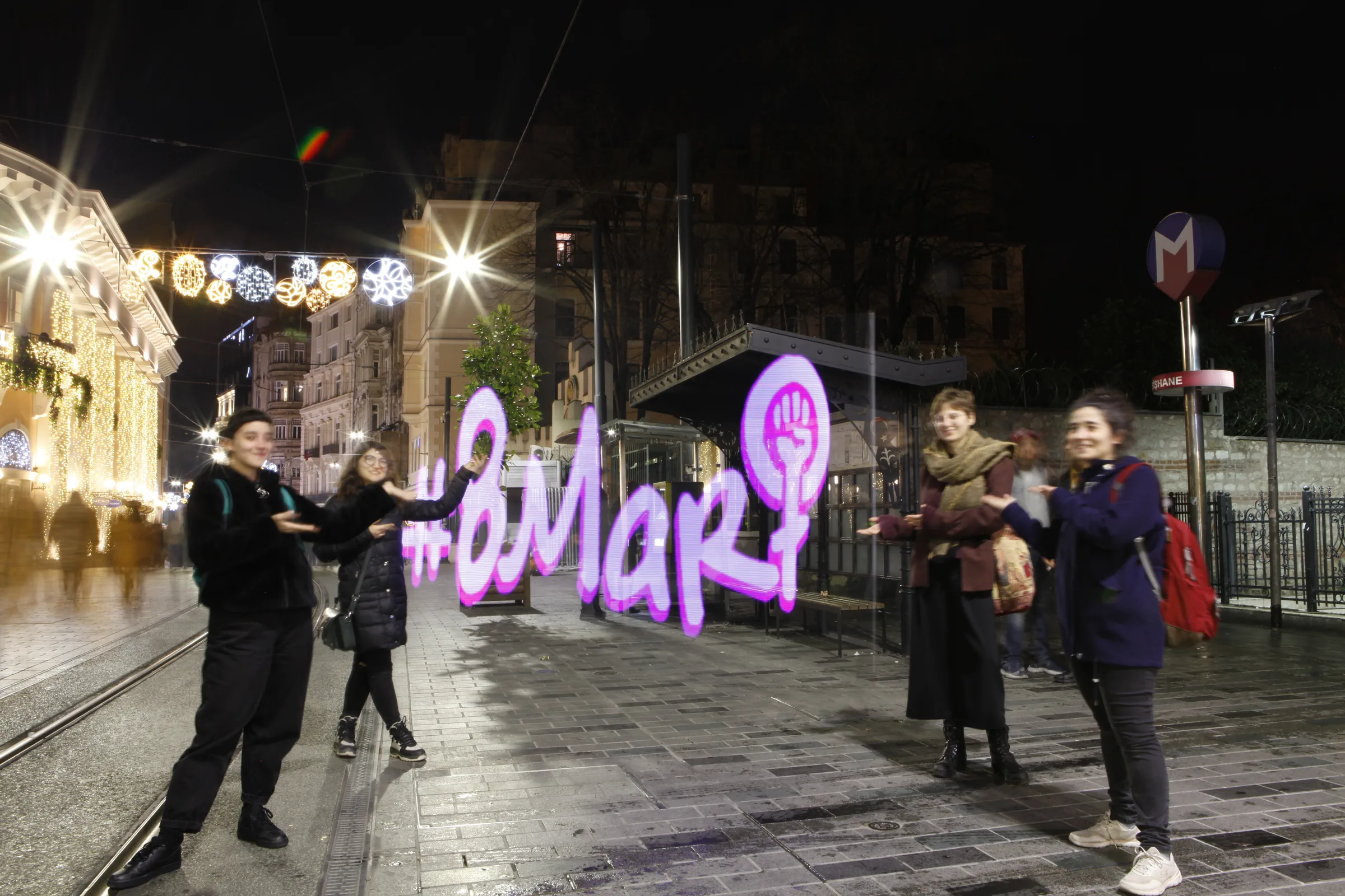 8 Mart Feminist Gece Yürüyüşü / 2020 / Yansıtma fotoğrafı